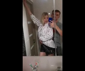 amateur blonde college teen fucked in the bathroom