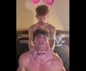 fucking friend bareback in college apt